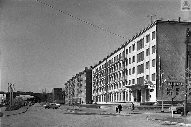 Гостиница вскоре после открытия | Источник: Государственный архив Красноярского края / Vk.com