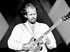 Гитарист группы ABBA Лассе Велландер скончался от рака