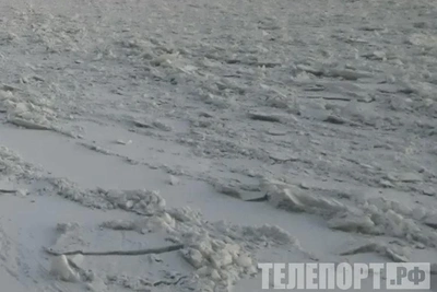 В Благовещенске закрыли прорубь из-за опасного льда