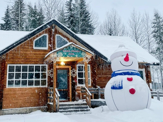 Ледяной городок на площади, фестиваль «КöдзыдФест» и гадания у костра: новогодние каникулы в Коми | Источник: Агентство по туризму Республики Коми / vk.com
