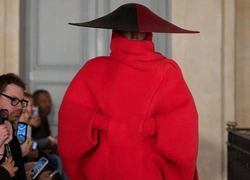 Jacquemus, осень-зима 2026 — это П: Пикассо, пальмочки и пародия