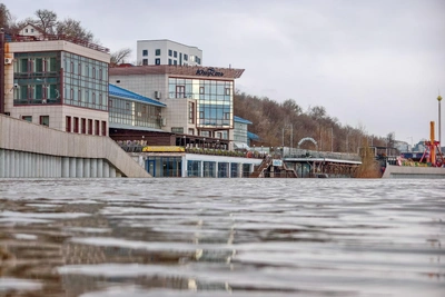 Комплекс «Юность» в Уфе затопляется паводковыми водами