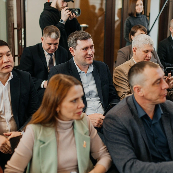 На первом круглом столе 2025 года были все главы районов Забайкалья | Источник: CHITA.RU