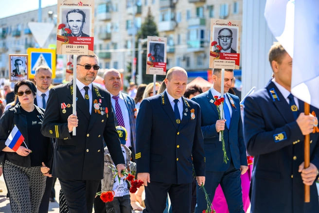 «ЕвроХим-ВолгаКалий» организовал шествие «Бессмертного полка» | Источник: Светлана Иванова