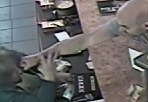 Рязанка обвиняет бывшего начальника в поджоге дома | ya62.ru