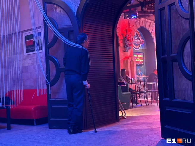 Многие приезжают в этот клуб из деревень | Источник: Дарья Костомина / E1.RU