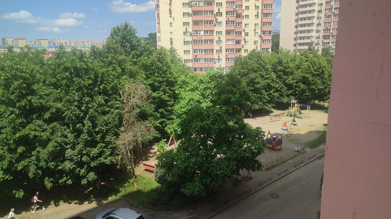 «Угрожал уничтожить всю семью». Пьяный мужчина избил 11-летнего мальчика в Краснодаре