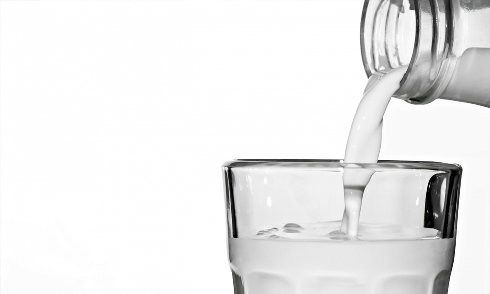 Медики рассказали о пользе обезжиренного молока | Публикации | Вокруг Света