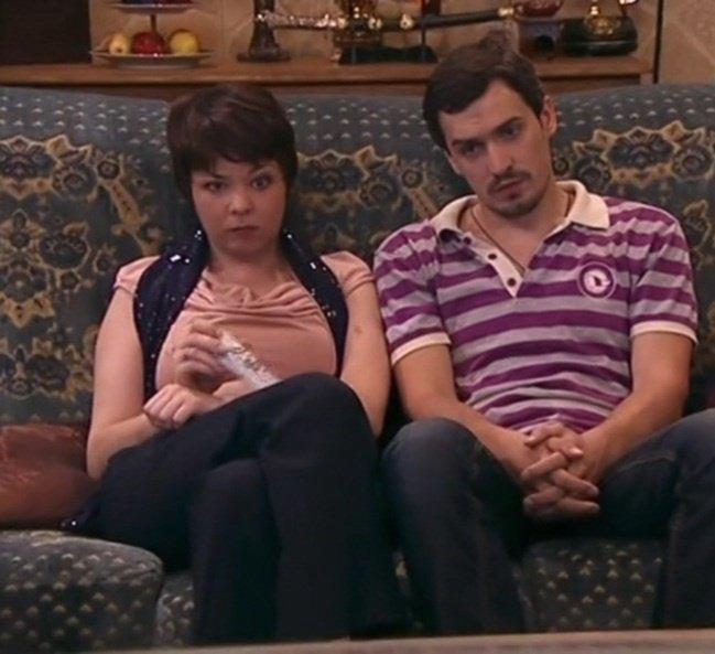 «Соседей не пригласили»: Юлия Захарова и Павел Савинков о своем отсутствии в перезапуске сериала «Счастливы вместе»