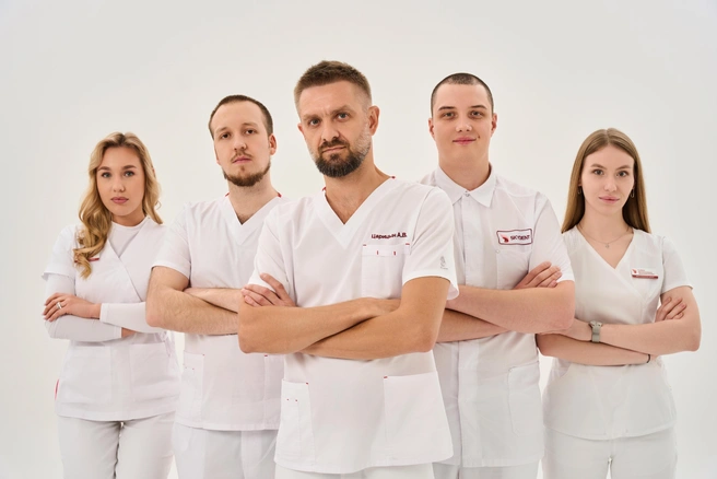 Команда профессионалов | Источник: SKYDENT