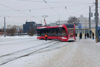 Трамвай сошёл с рельсов на станции Ручьи