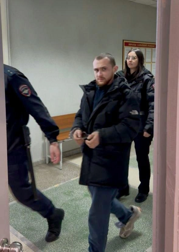 Соседи говорят, что Эдуард производил приятное впечатление | Источник: суды Свердловской области