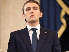 19-летний Бэррон Трамп страдает — он не может познакомиться с девушкой