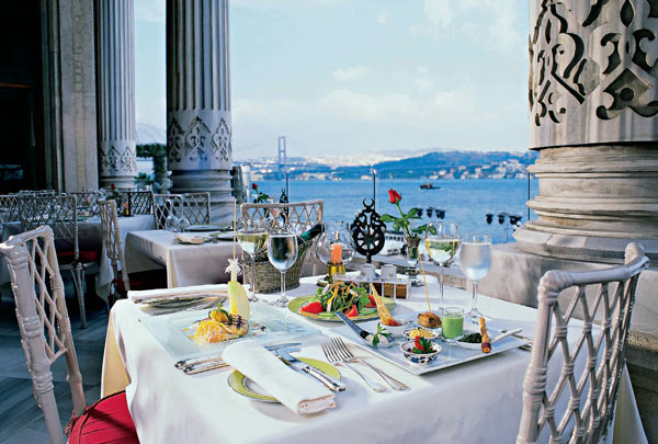 Фото №1 - Стамбул. Çirağan Palace Kempinski