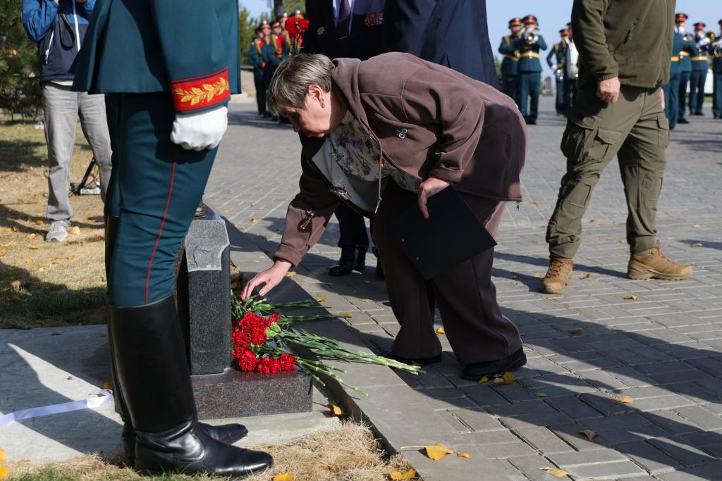 На Мамаевом кургане открыли памятник прикамцам, погибшим в Сталинградской битве: фото