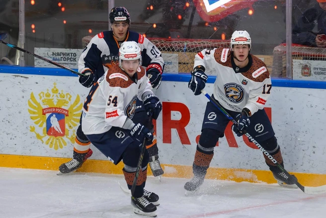 В первом периоде был незасчитанный гол хозяев | Источник: ХК «Южный Урал» Орск / t.me