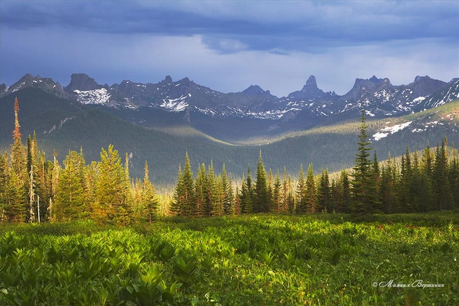 Весна в Ергаках. Природный парк Ергаки, Красноярский край | Источник: Михаил Вершинин