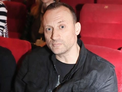 Белый рассказал, как его семья узнала об эмиграции: «Собрал всех и сказал: ''Мы не можем больше жить в этой стране''»