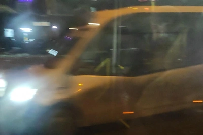 Фура заблокировала движение на Второй продольной в Волгограде