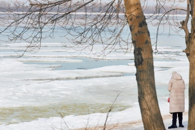 Ледоход на Иртыше продвигается к Ханты-Мансийскому округу