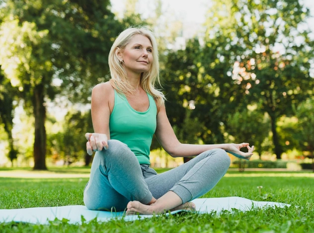 «Правило 8 x 8»: главный секрет похудения во время менопаузы, о котором знают далеко не все