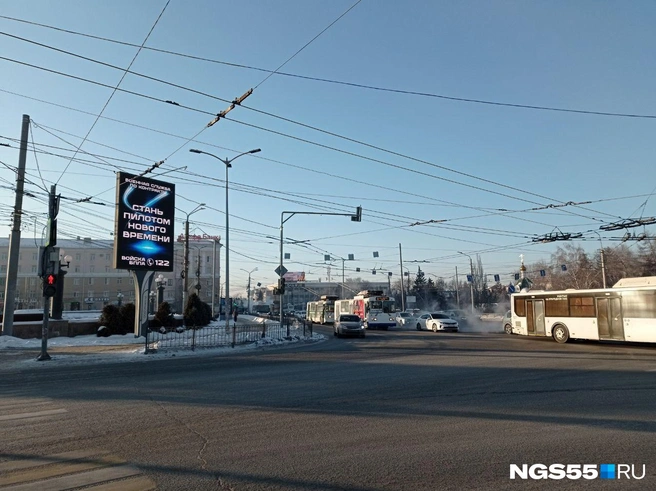 Некоторым омичам пришлось выходить на полпути | Источник: NGS55.RU