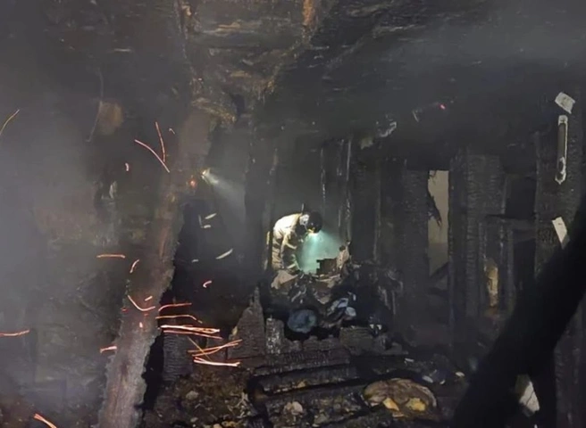 В Саратове при пожаре в жилом доме погибли три человека | ya62.ru