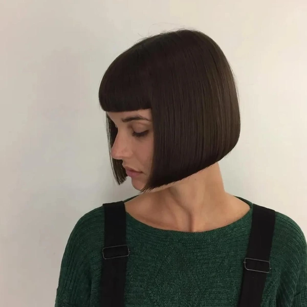 короткие стрижки, короткая стрижка женская, модные короткие стрижки, короткие стрижки 50, короткая стрижка с челкой, короткие стрижки 2025 женские, стрижка на короткие волосы для женщин, стрижка на короткие волосы фото, короткие стрижки женские фото | Источник: Социальные сети