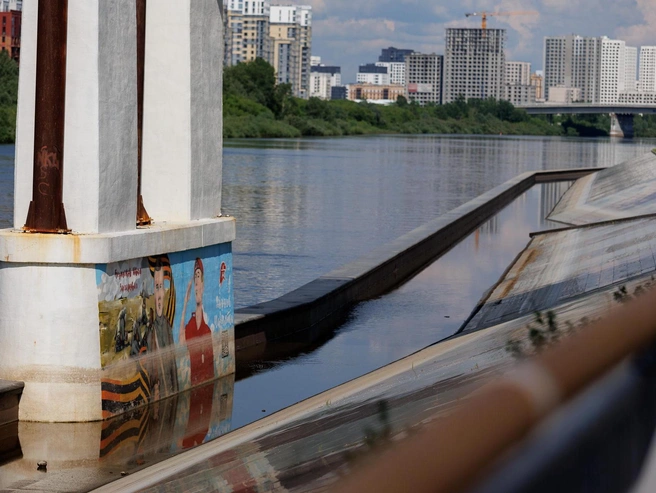 Нравится ли вам разглядывать детали набережной? | Источник: Ирина Шарова/ 72.RU