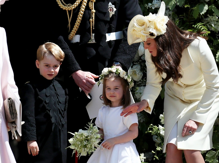 Принц Джордж и принцесса Шарлотта на королевской свадьбе 19 мая 2018 года