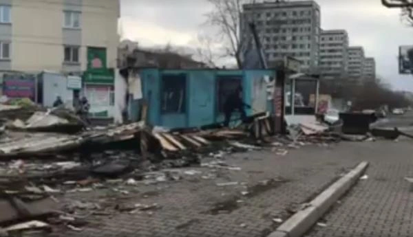 Снос павильонов на Затоне | ngs24.ru