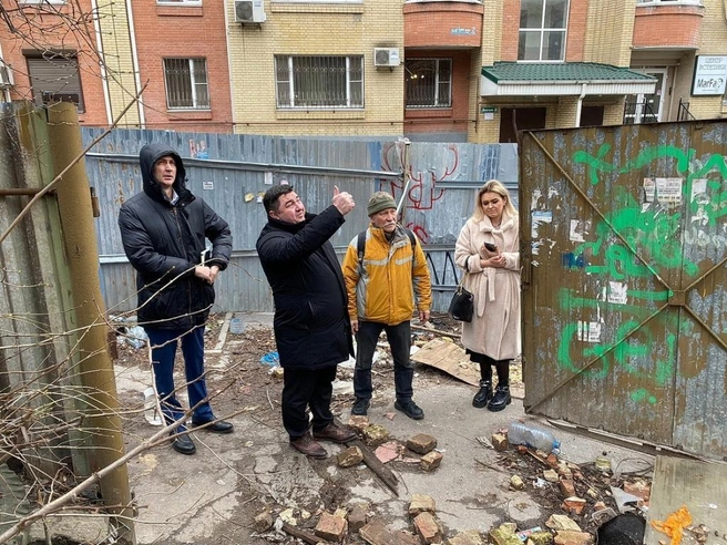 Контроль за консервацией здания в 2023 году осуществлял Константин Тихонов, впоследствии уволенный и осуждённый. | Источник: Rostov-gorod.ru
