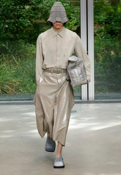 Issey Miyake | Источник: Issey Miyake