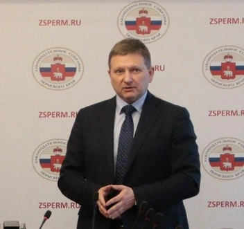 Александр Белых много лет посвятил службе в прокуратуре, в 2024 году его назначили председателем краевой Контрольно-счетной палаты | Источник: Контрольно-счетная палата Пермского края / Vk.com