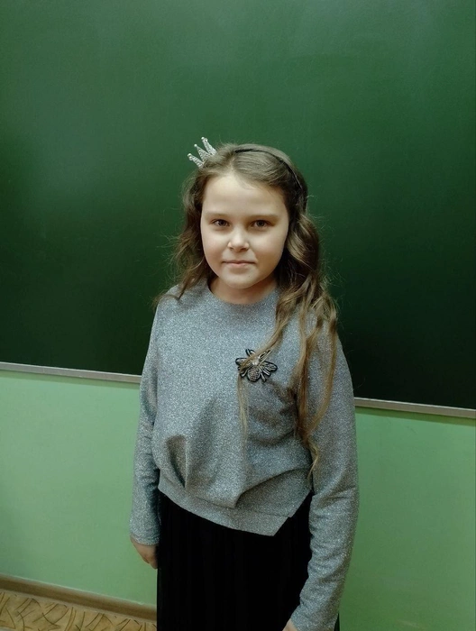 Таня не может носить тяжелый портфель | Источник: из архива Светланы Белоусовой