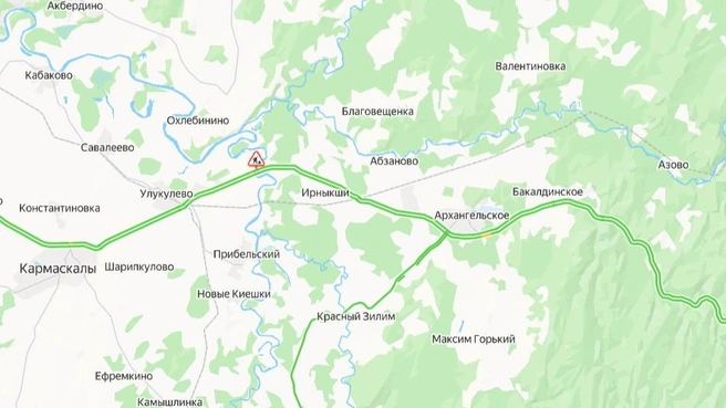 Дорожные работы возле деревни Старошареево, далее, у села Архангельского, движение тоже уплотнено | Источник: Яндекс.Карты / yandex.ru