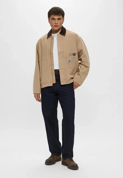 Barn Jacket — незаменимый тренд осени: 8 лучших моделей