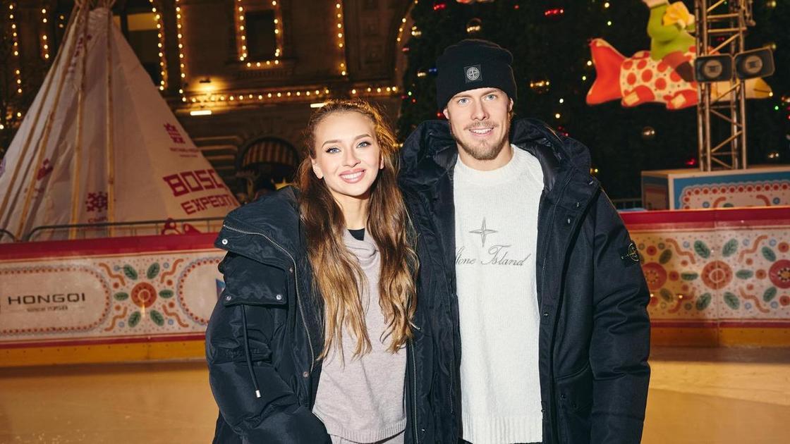 Белое платье в крови: фигуристку Синицину во время шоу порезал коньком ее муж