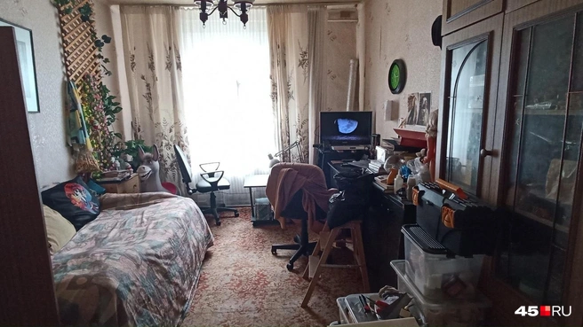 В доме живут не маргиналы, а обычные пенсионерки | Источник: Анна Сарапульцева /45.RU