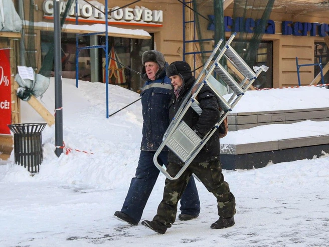 Нижегородцы появляются на улице исключительно по срочным делам | Источник: Наталья Бурухина / NN.RU