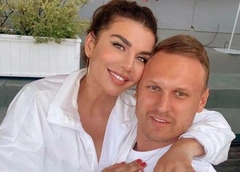 Янис Тимма взял себя в руки после разрыва с Аней Седоковой: слушает песни на русском и строит планы