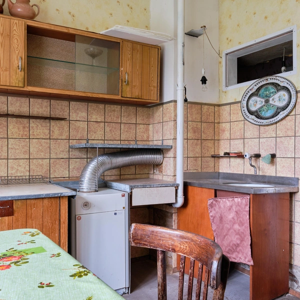 Время ностальгии: 20 уютных фото тех самых хрущевок из СССР, которые возвращают нас в детство | Источник: Showtime.photo / Shutterstock.com