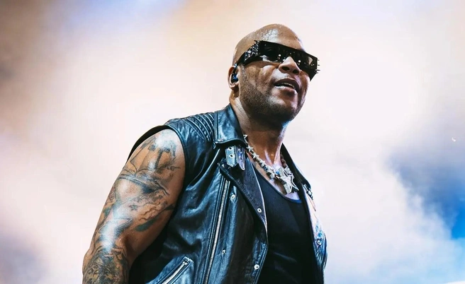 Концерты американского рэпера Flo Rida массово переносят в России | Источник: official_flo / Instagram (деятельность запрещена на территории РФ)