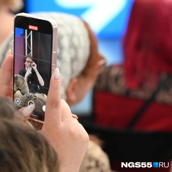 Конечно, нужно снять все на видео | Источник: Артемий Скиба / NGS55.RU