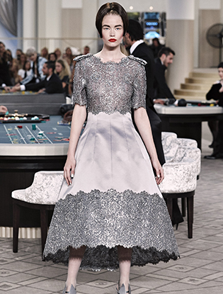 Неделя Высокой моды в Париже: Chanel FW2015/16