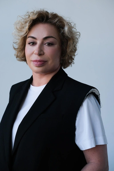 Эксклюзив: мама Тимати Симона Черноморская рассказала, какие ошибки допустила в воспитании сыновей и что думает о тренде на многодетность | Источник: Anna Zhegalkina
