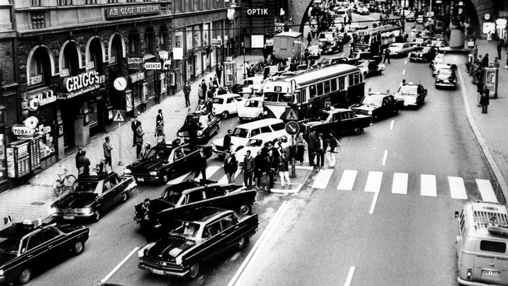 История одной фотографии: 3 сентября 1967 года — день, когда Швеция перешла на правостороннее движение