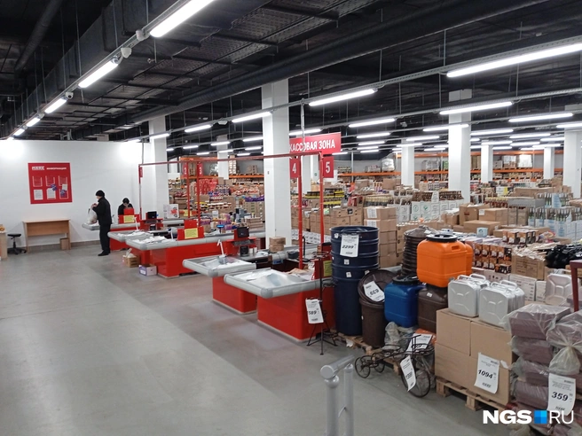 В последние 10 лет в крупом формате росла только сеть дискаунтеров «Маяк» | Источник: Стас Соклолов / NGS.RU