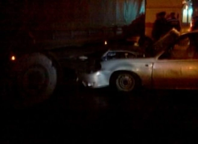 На трассе М5 под Рязанью Daewoo въехала в грузовик | ya62.ru