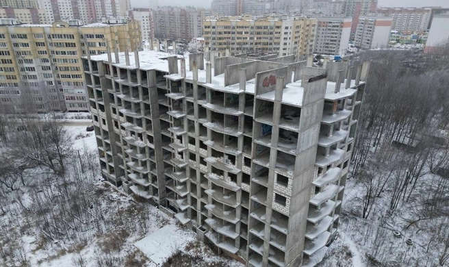 Дом готов лишь на 25% | Источник: Юрий Сундуков